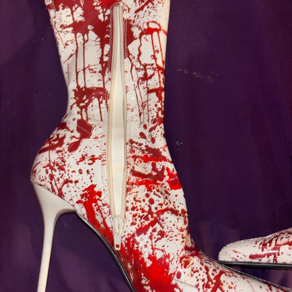 SCREAM QUEEN THIGH HIGH BOOTS - Picture 3 of 9